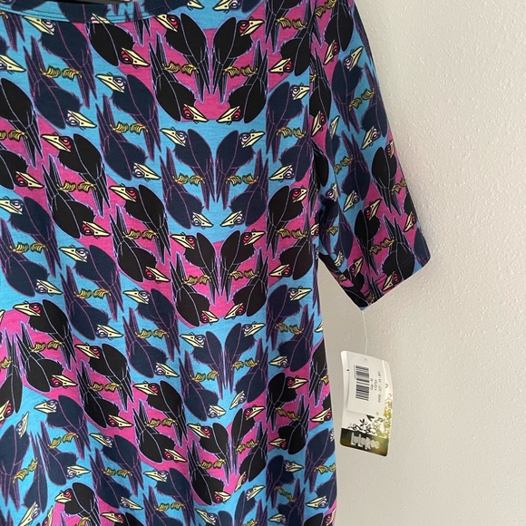 NWT LuLaRoe Disney Gigi Top, size M - Picture 3 of 4